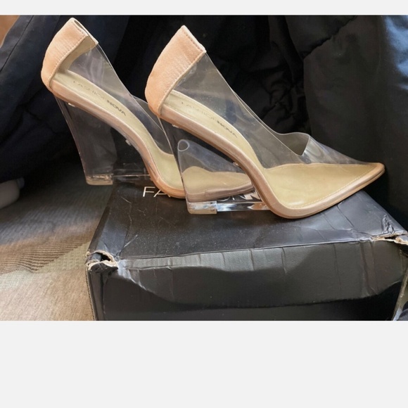 Fashion nova she’s all clear her wedges aka Playdate - Picture 5 of 6